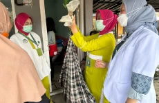Pentingnya Kesehatan Kulit Bayi, MAKUKU Edukasi Di 20 Posyandu Bareng RS Sari Asih Ciputat